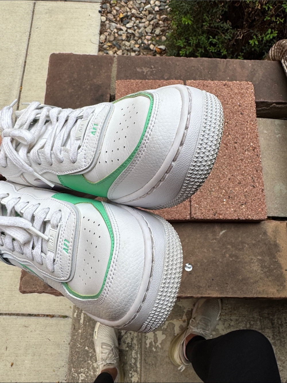 Women’s Nike Air Force 1 Low - White with Mint Green and lavendar Accents Size 9 - Picture 7 of 9